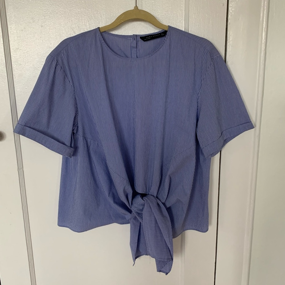 Zara Short sleeve tie front top blue and white stripe size large